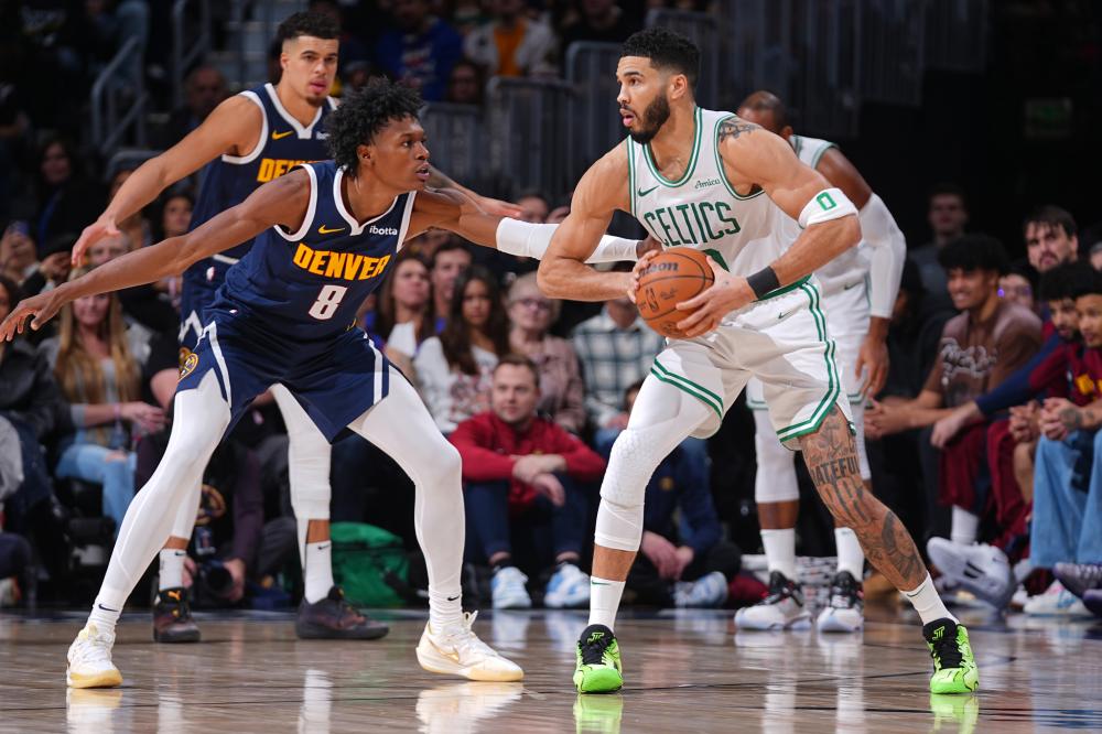 目前中国男 目前中国男